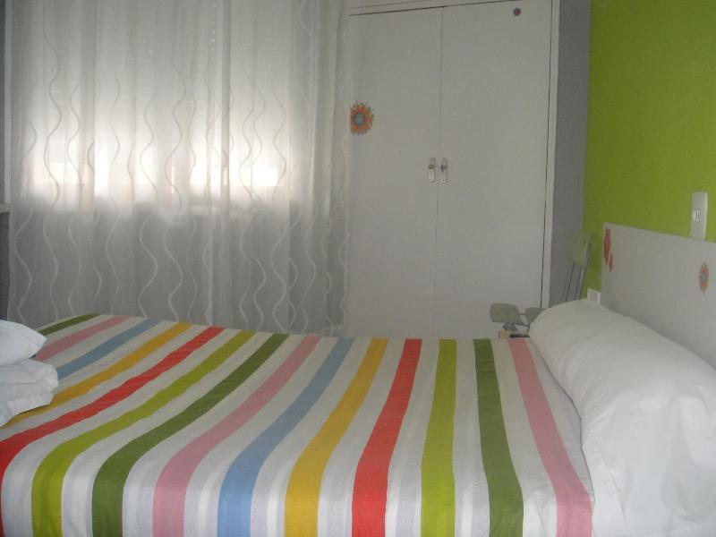 Arjori Rooms Hostal Саламанка Экстерьер фото